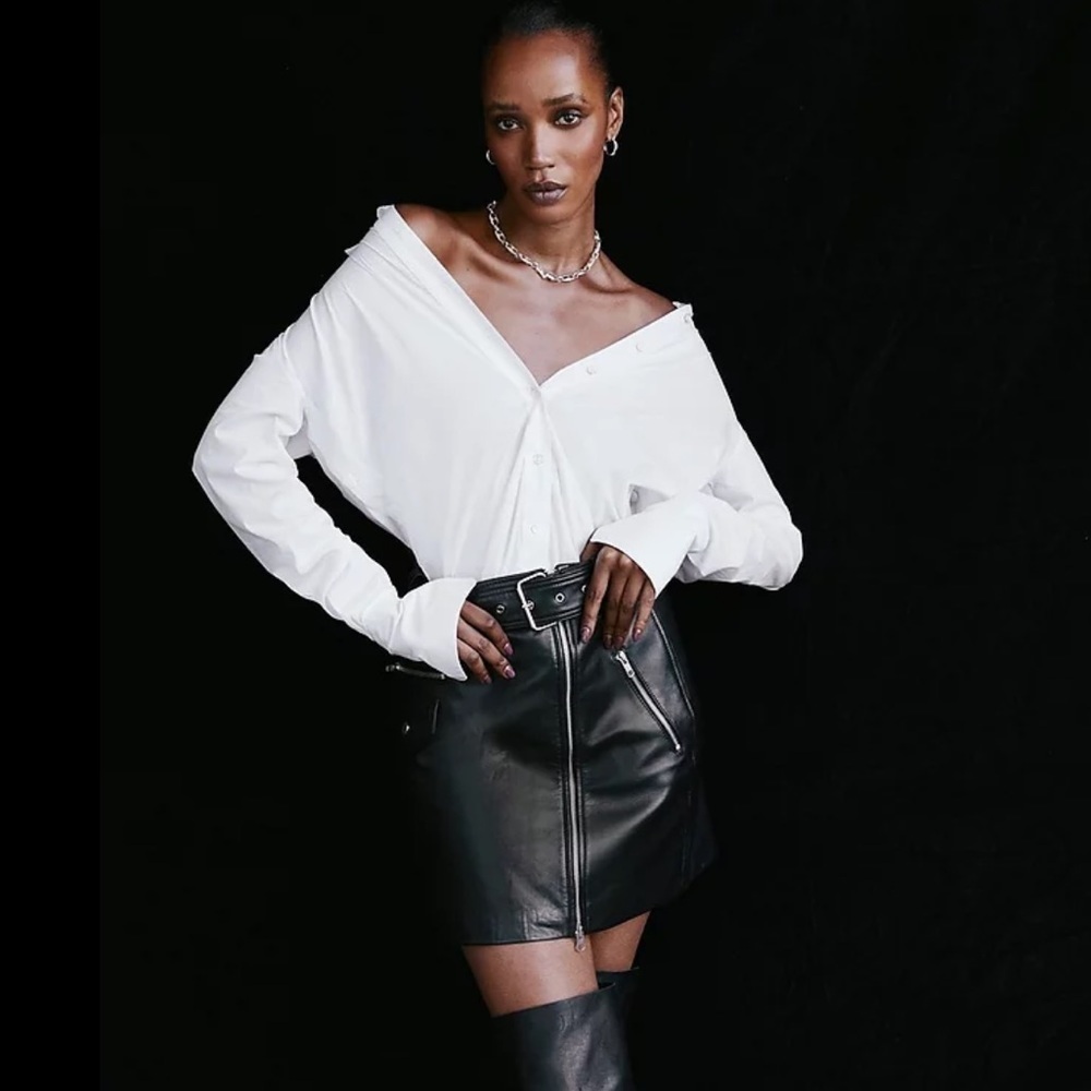Forever 21 Size Small Faux Leather Biker Zip Front Belted Mini Skirt - Picture 8 of 12